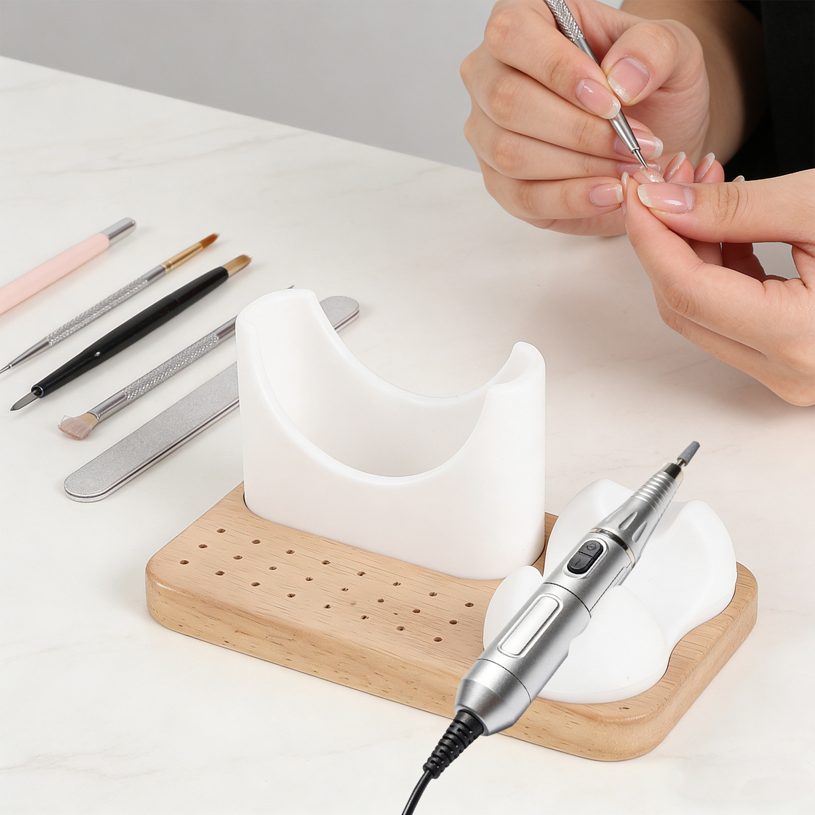 Universal Silicone Nail Drill  - مراجعة Power Tools Jack وسعره