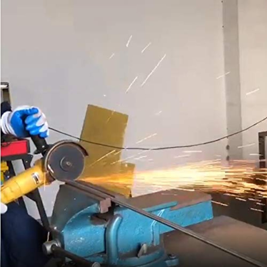 Ultra Thin Cutting Wheel 4.5 I - مراجعة Angle Grinder 4.5 وسعره